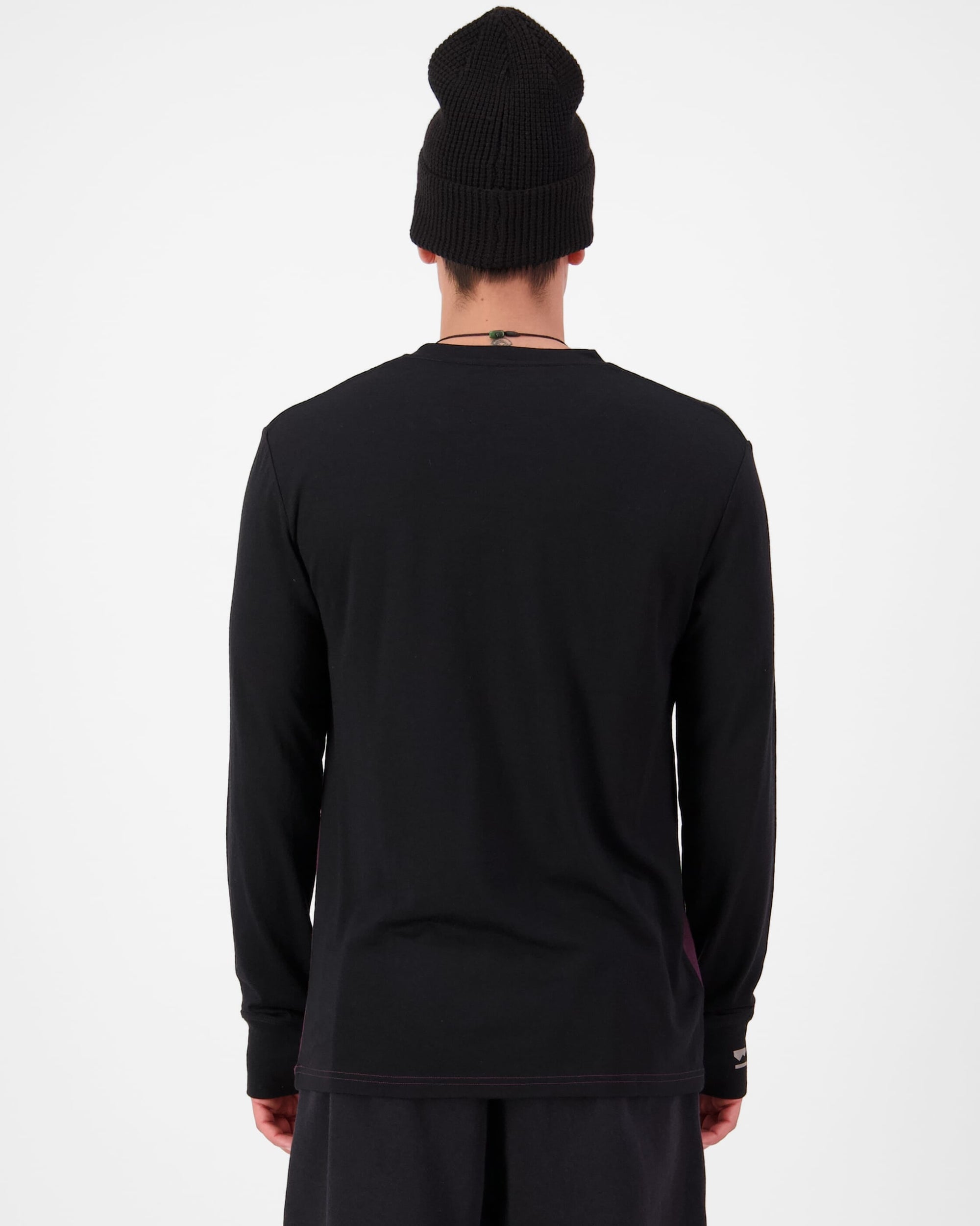 Mons Royale Men's Yotei Merino Long Sleeve - Fig / Black (view 2)