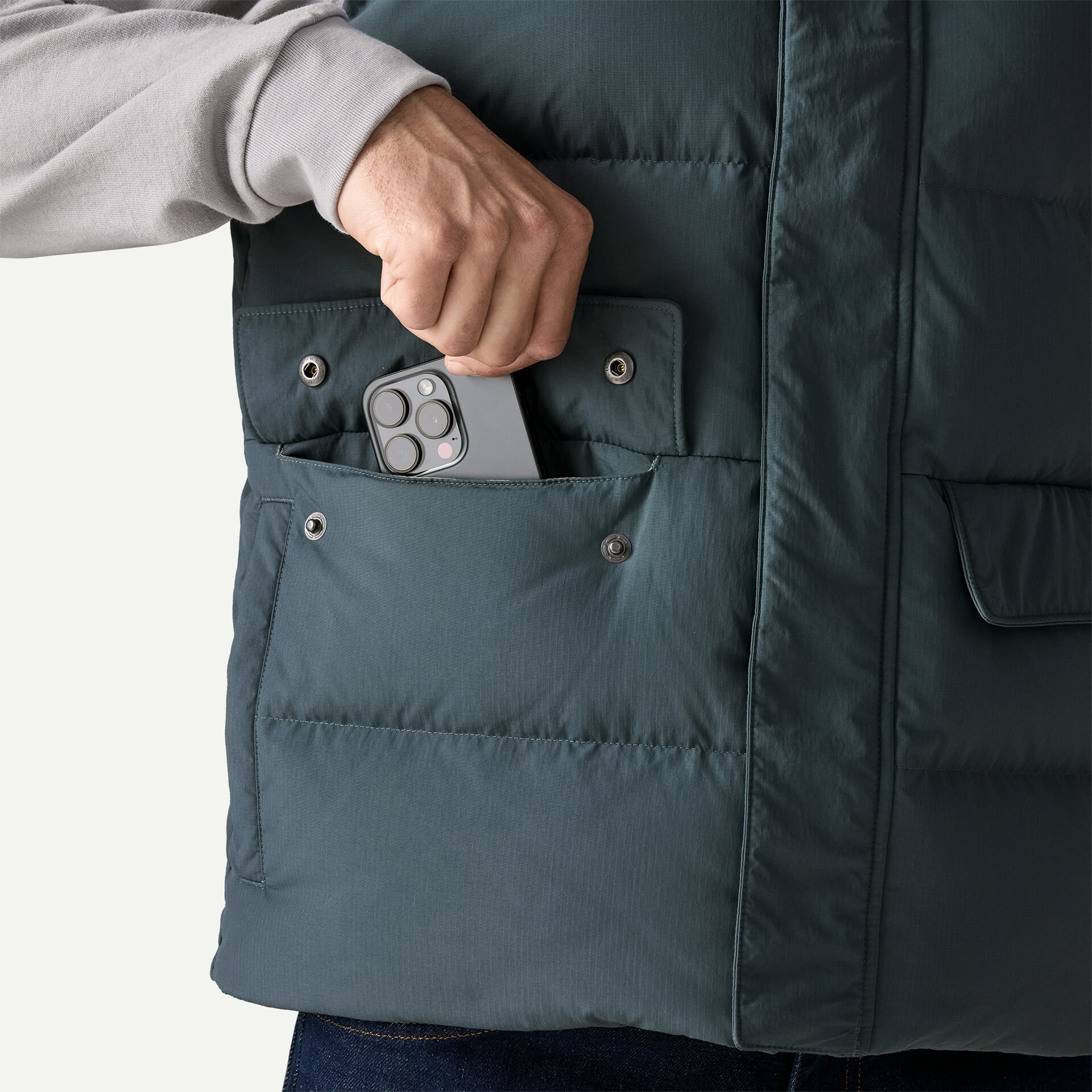 Men's Sisar Down Vest - Summit Blue