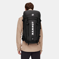 Mammut Trion 50 worn, back