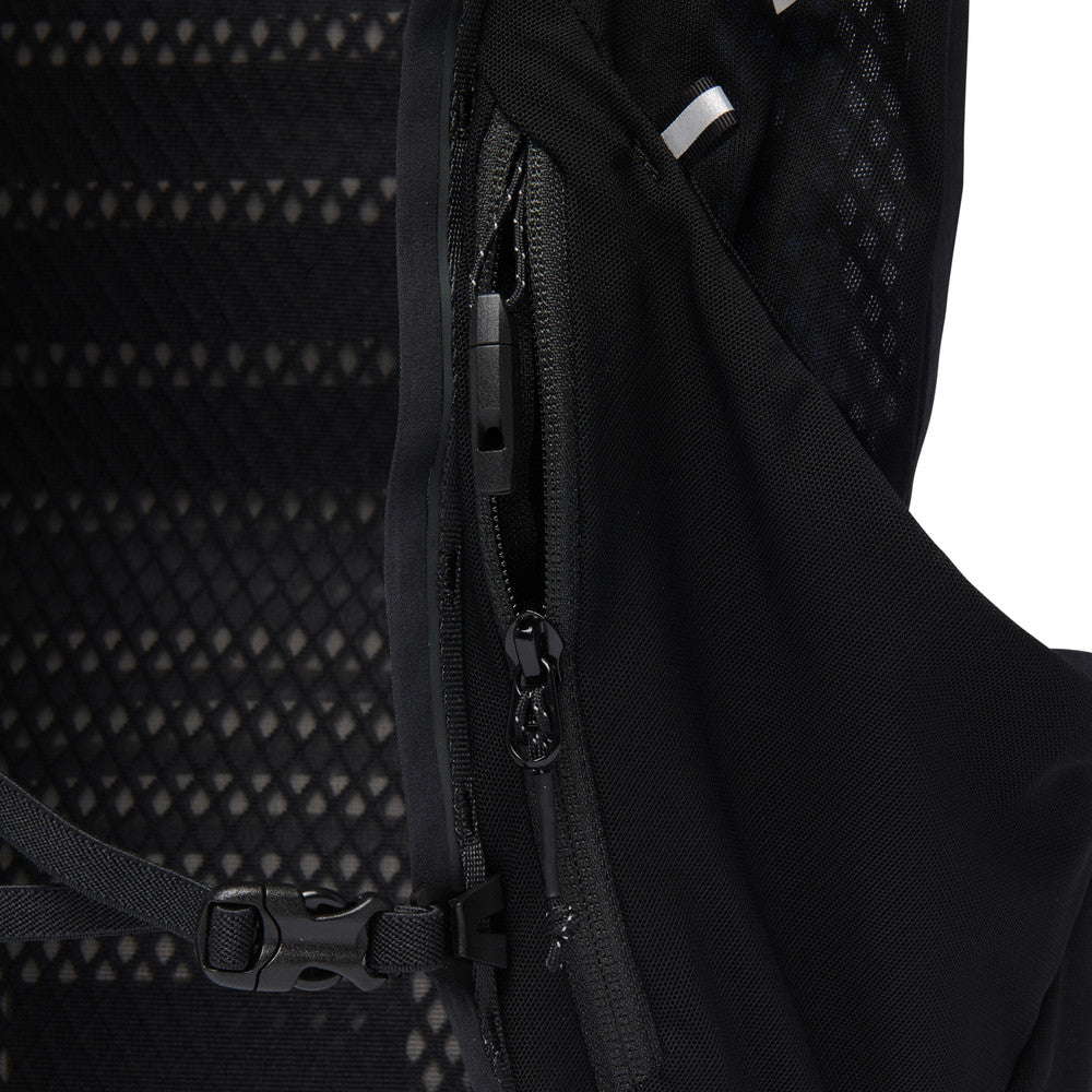 Distance 15 Backpack