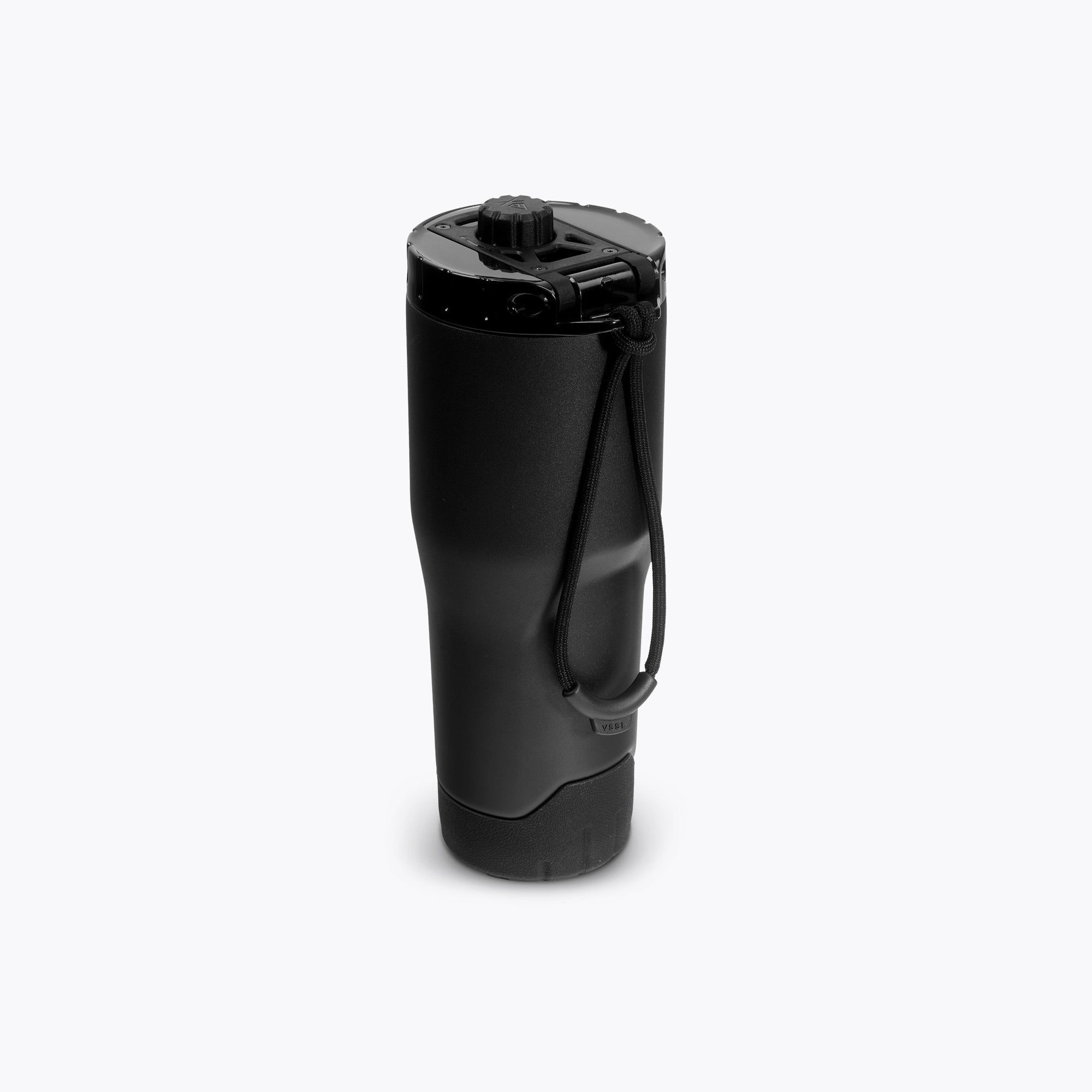 VSSL Rift Tumbler 20oz - Black, lid detail