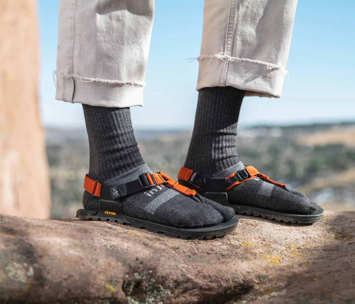 Crew Performance Split-Toe Socks