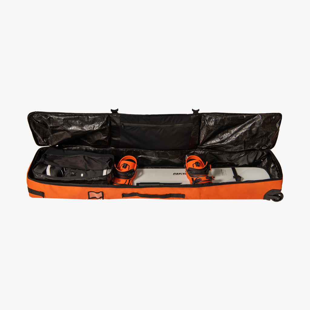 Union wheeled snowboard bag detail