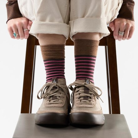 Smartwool Women's Everyday Pin Stripe Crew Socks in Chestnut, detail