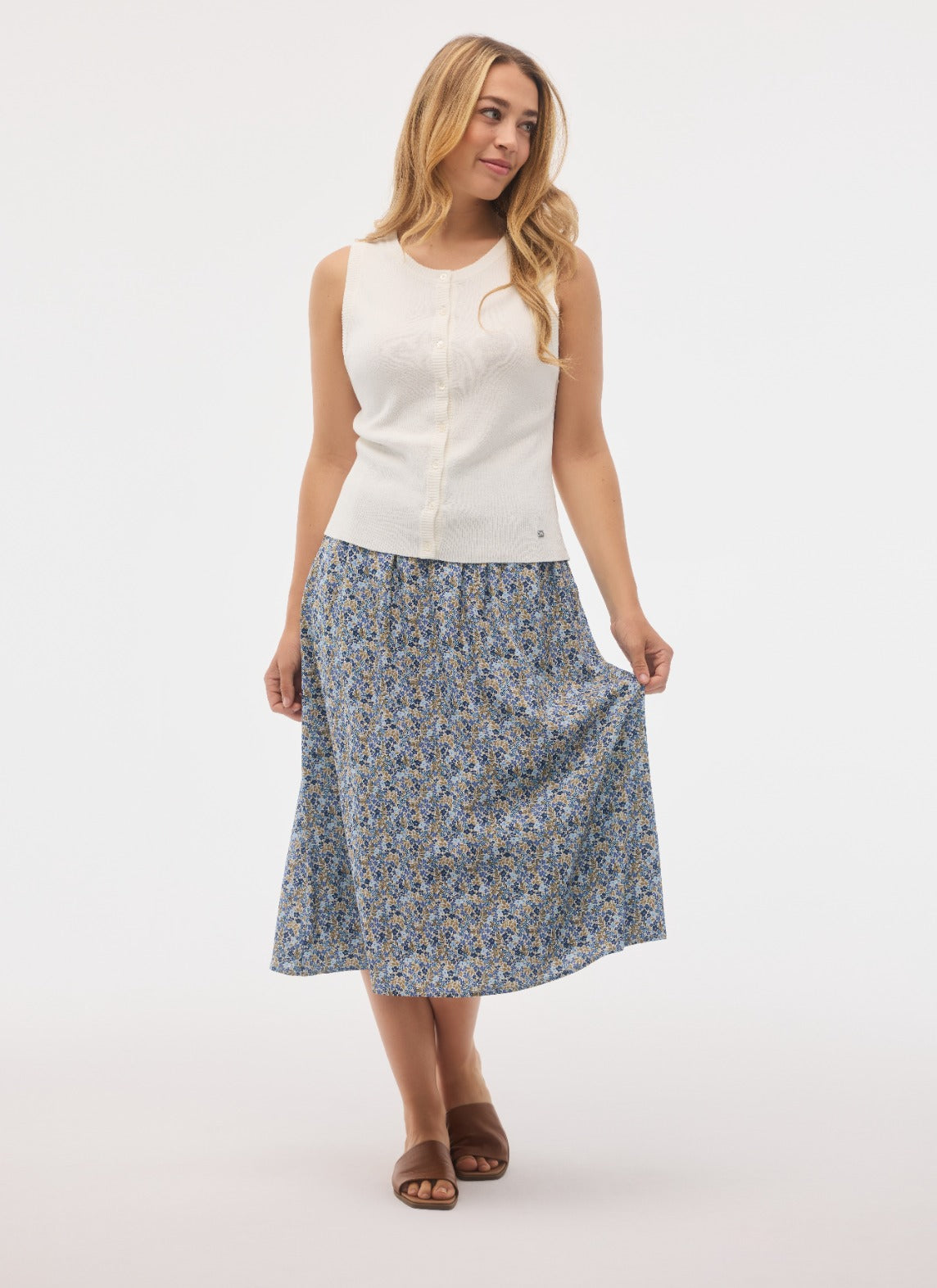 Fig Women's Evelyn Sleeveless Top - White