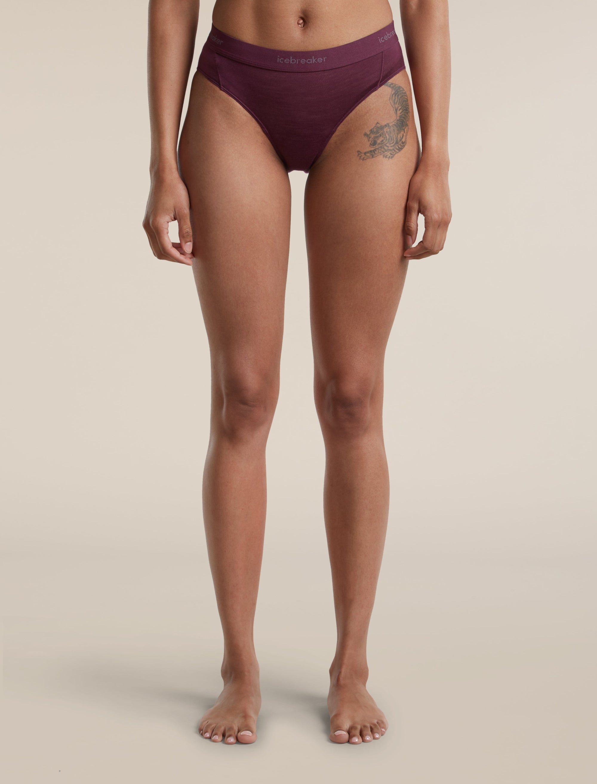 Icebreaker Women's Merino Blend 125 Cool-Lite™ Sprite Hipster - Dark Berry