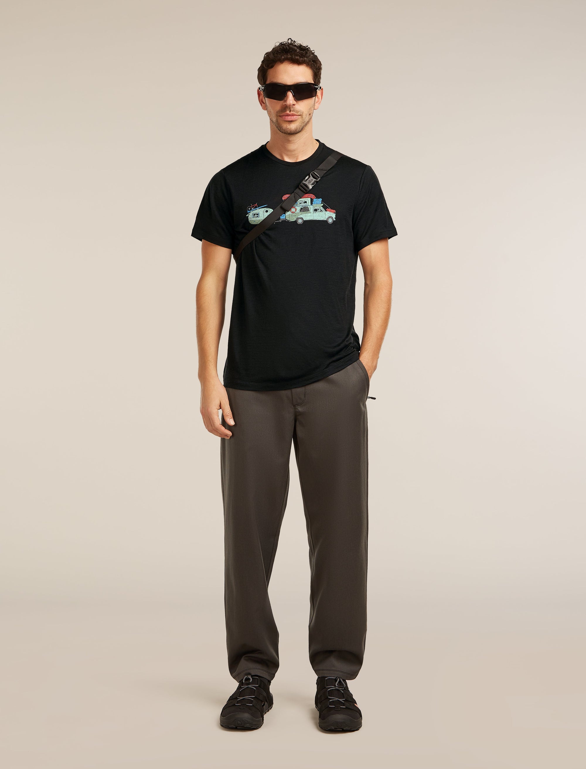 Icebreaker Men's Merino 150 Tech Lite Short Sleeve Tee Transportage in Black, graphic detail