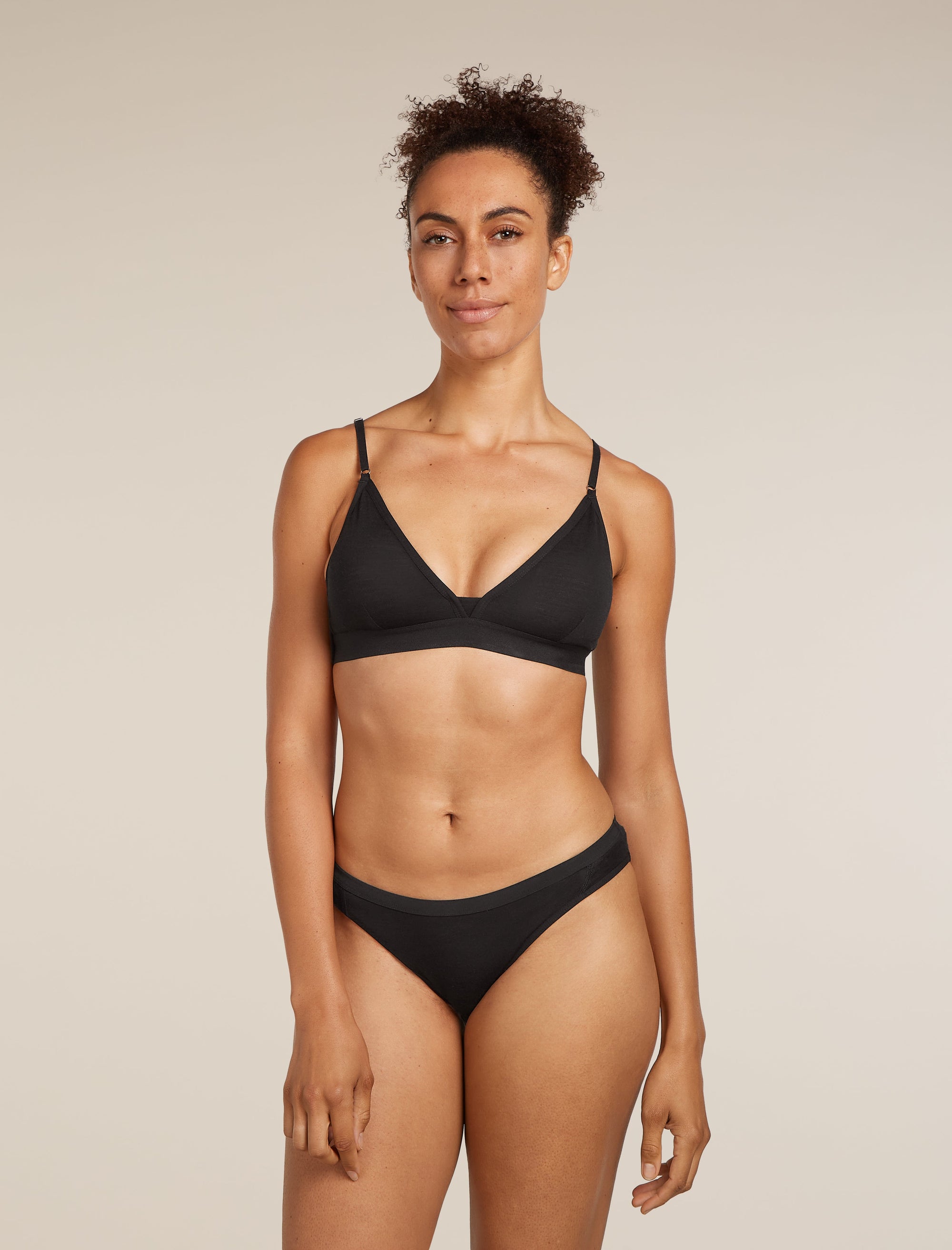 Icebreaker Women's Merino 150 Siren Bra (with Removable Cups) - Black