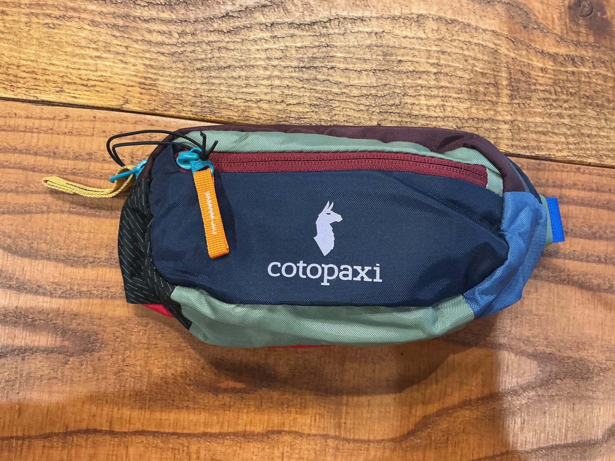 Kapai 1.5L Hip Pack - Del Dia
