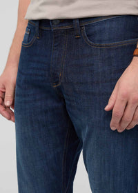 DUER Men's Performance Denim Relaxed Taper - Marina Blue detail