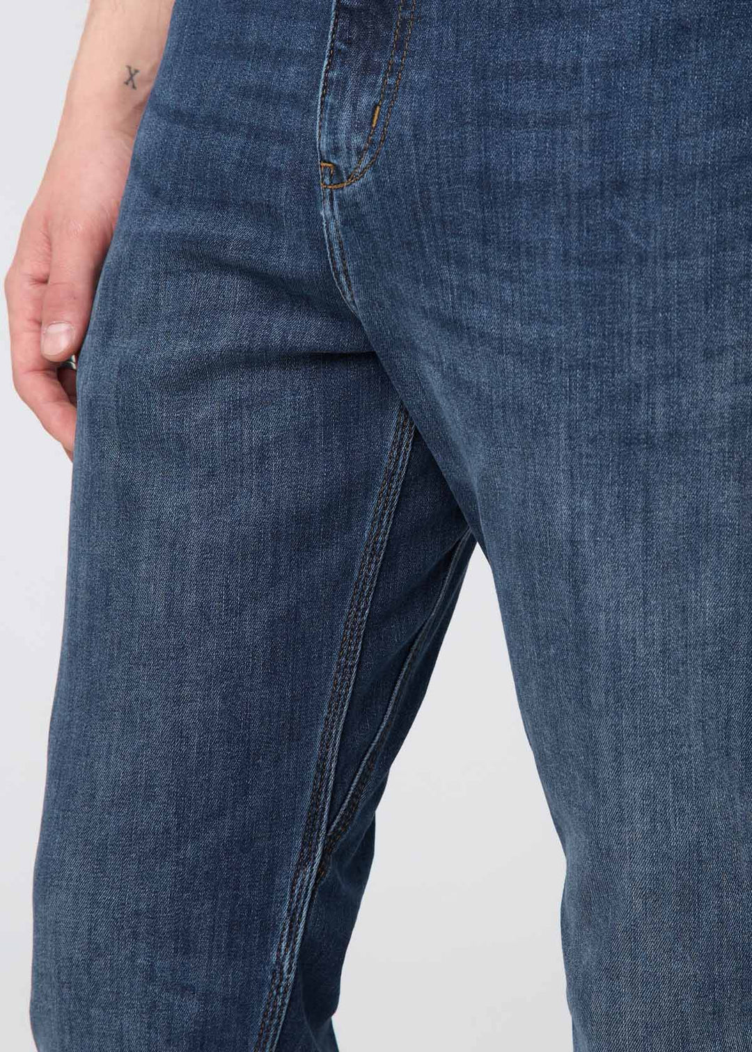 Men's Performance Denim Athletic Straight