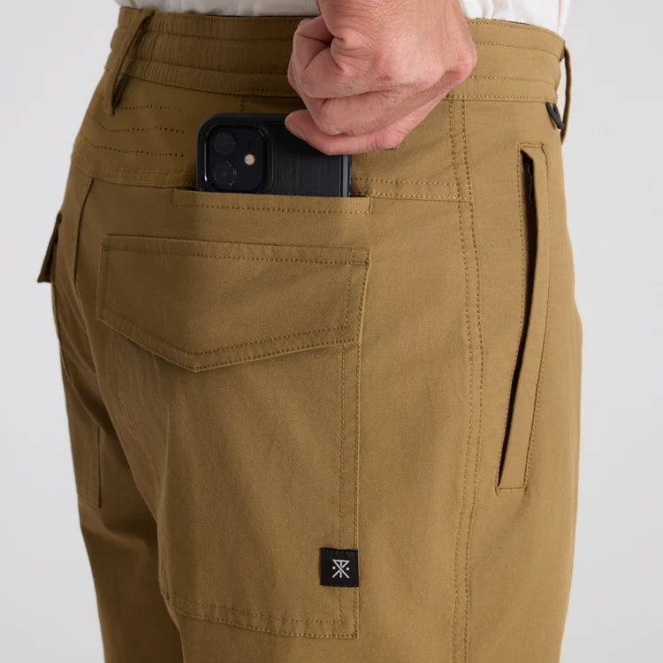 Men's Layover Pro Traveler Short