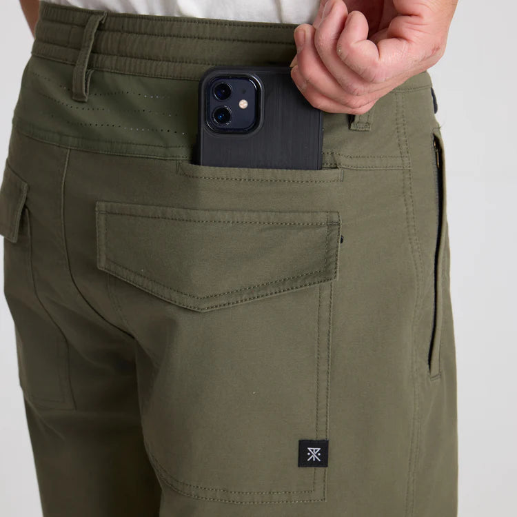 Men's Layover Pro Traveler Short