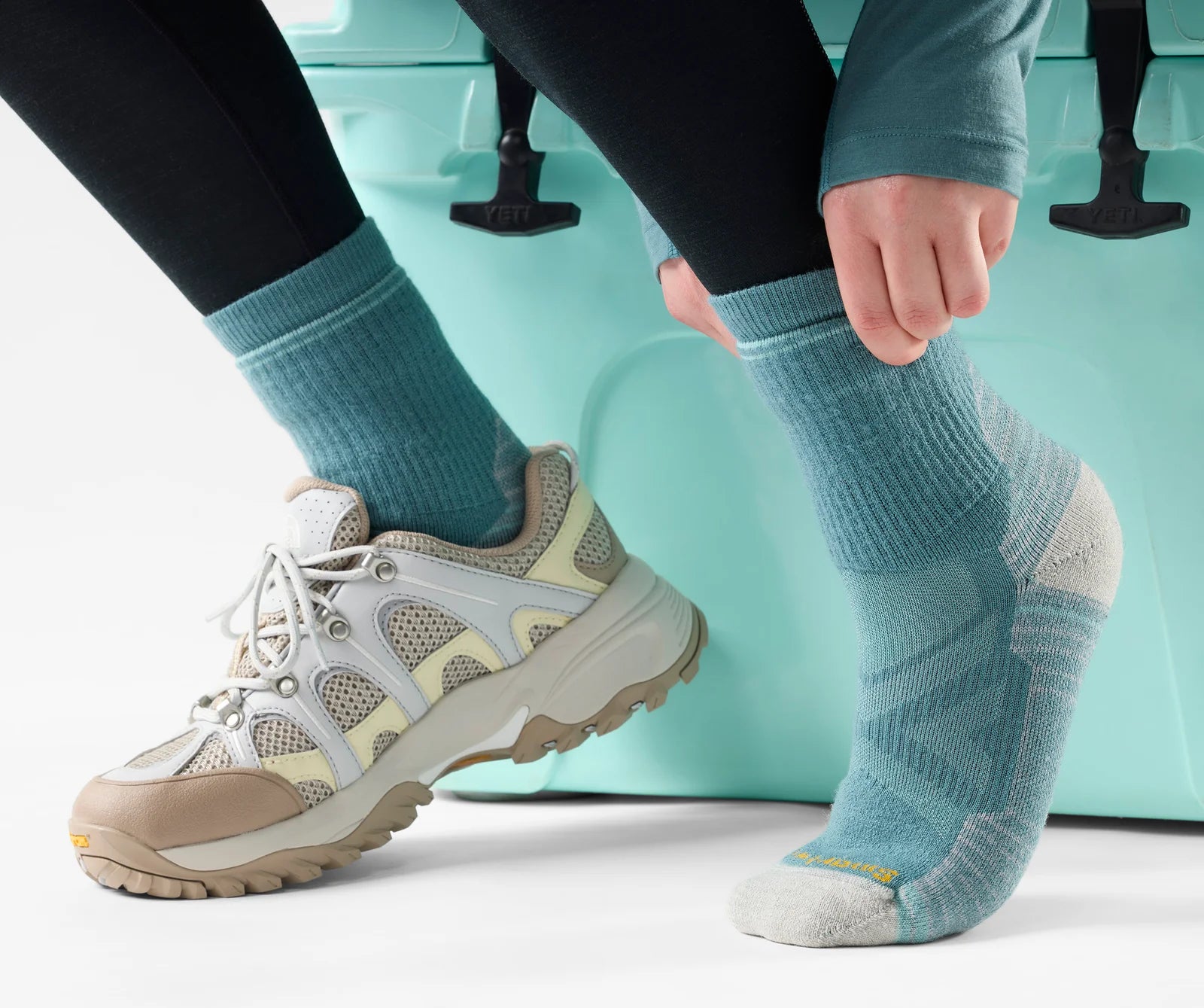 Women's Hike Full Cushion Crew Socks