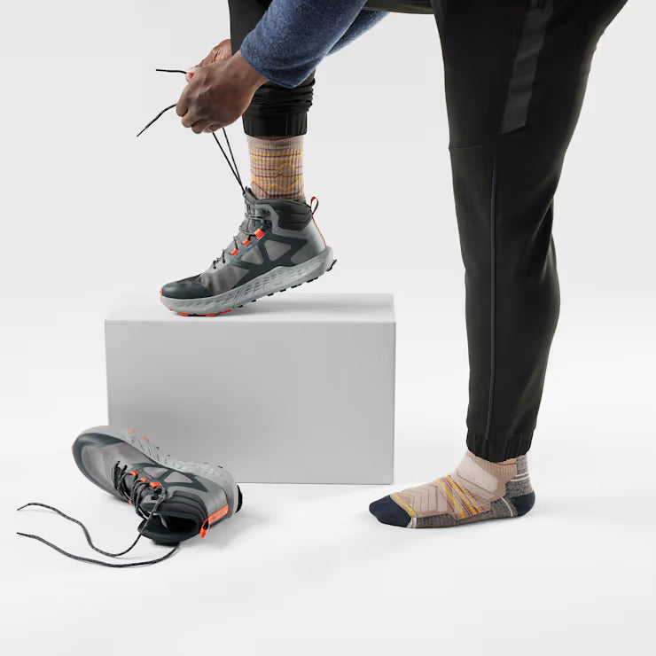 Hike Light Cushion Mountain Range Pattern Crew Socks