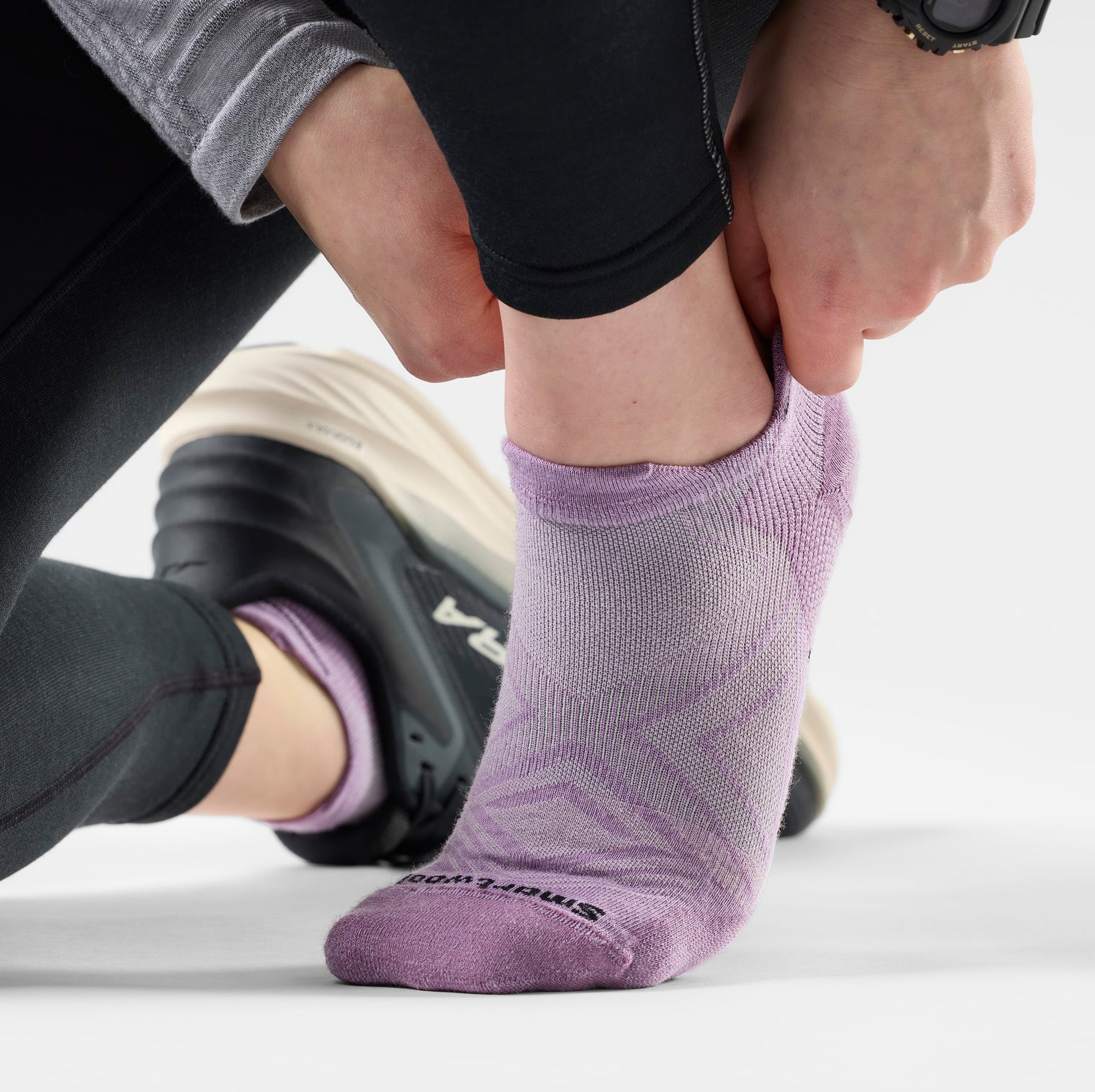 Smartwool Women's Run Zero Cushion Low Ankle Socks in Purple Dawn, alternate view