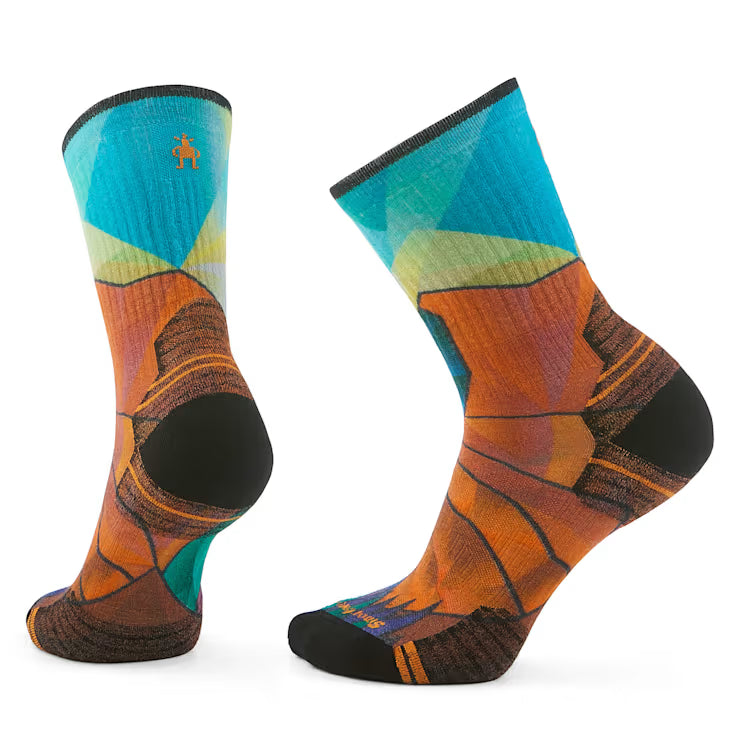 Women's Hike Targeted Cushion Mountain Prism Print Crew Socks