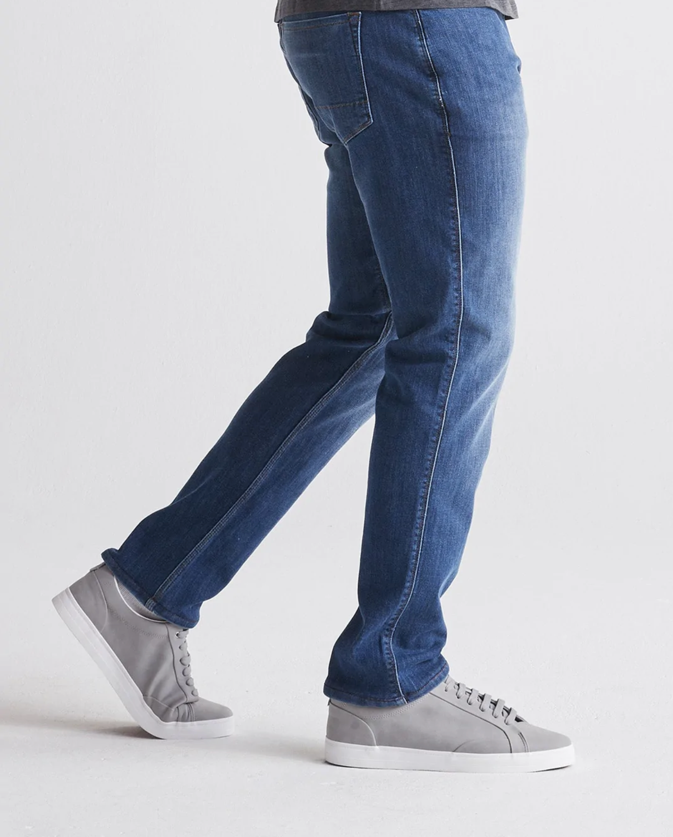 Men's Performance Denim Relaxed Taper