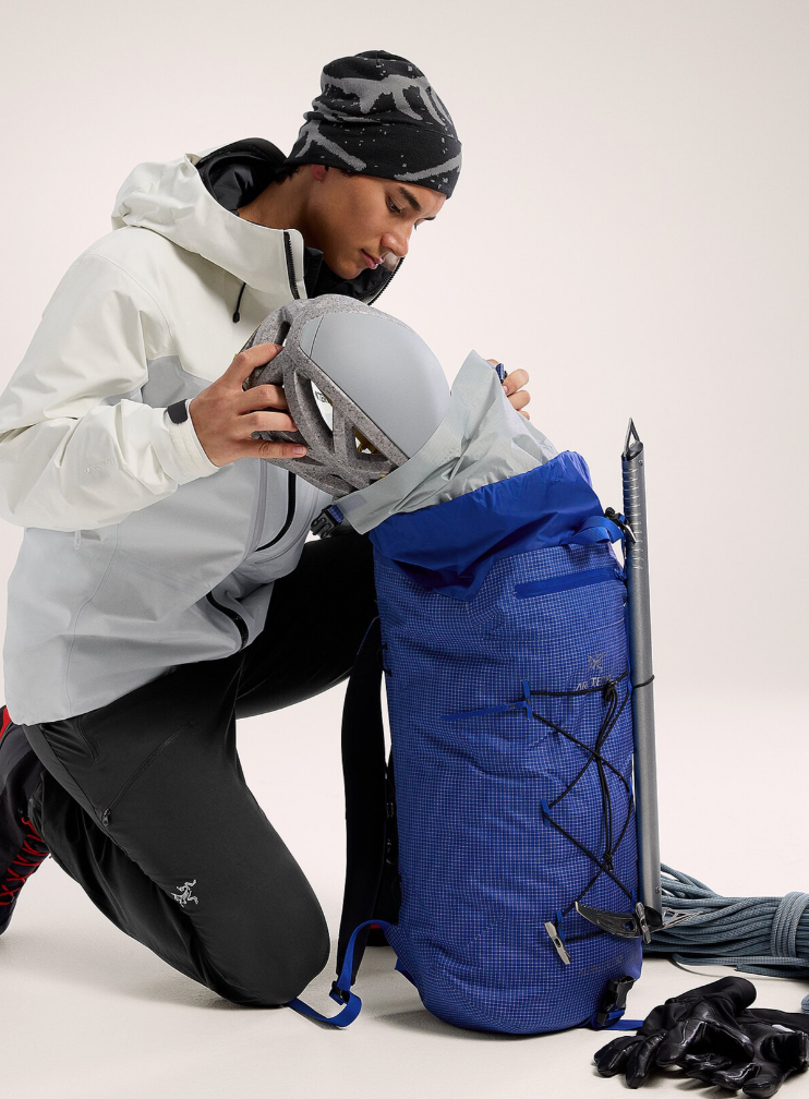 Arcteryx | Alpha FL Pack | Mt. Waddington Outdoors Arcteryx | Alpha FL Pack | Mt. Waddington Outdoors