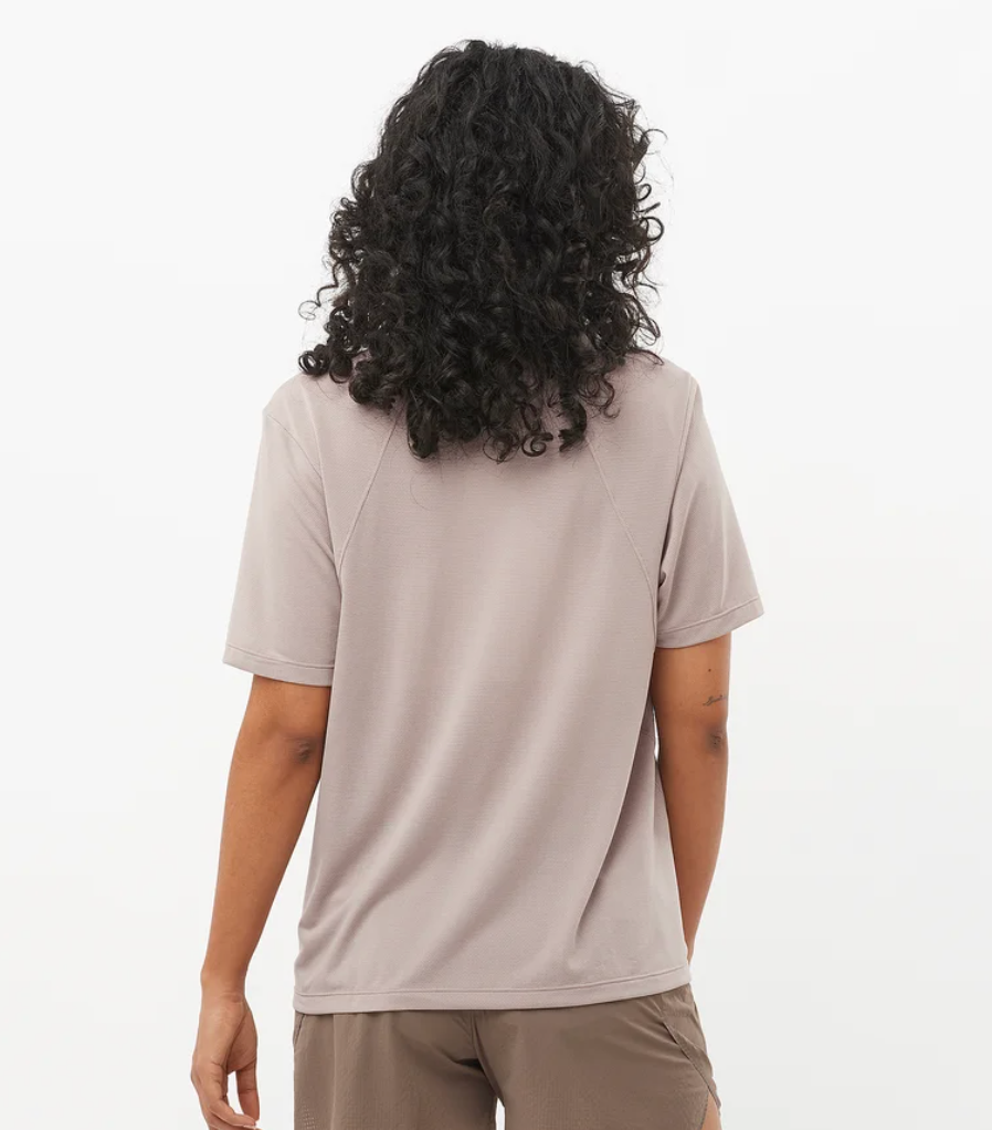 Women's Shakeout Core Short Sleeve Tee