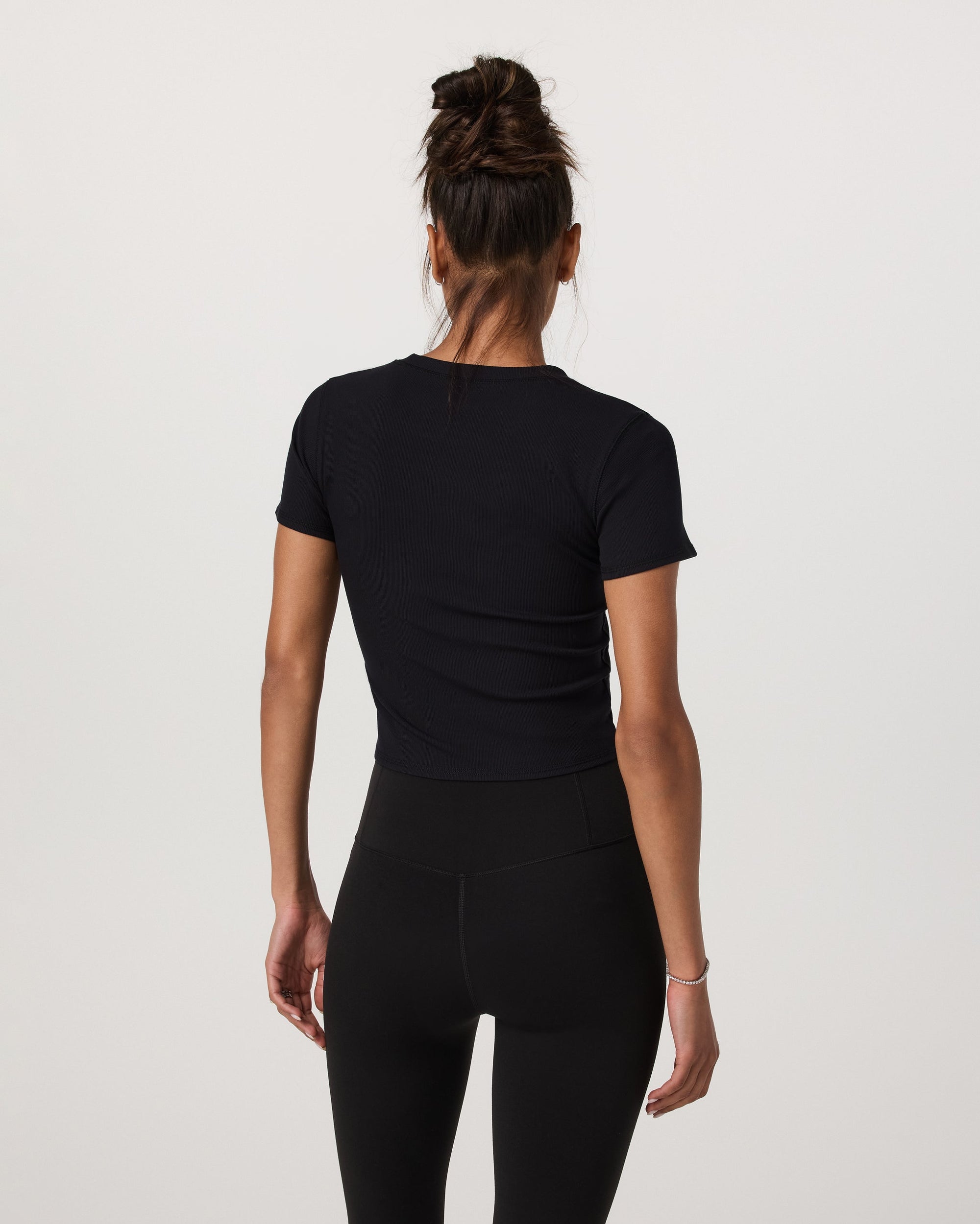 Vuori Pose Fitted Tee in Black, back