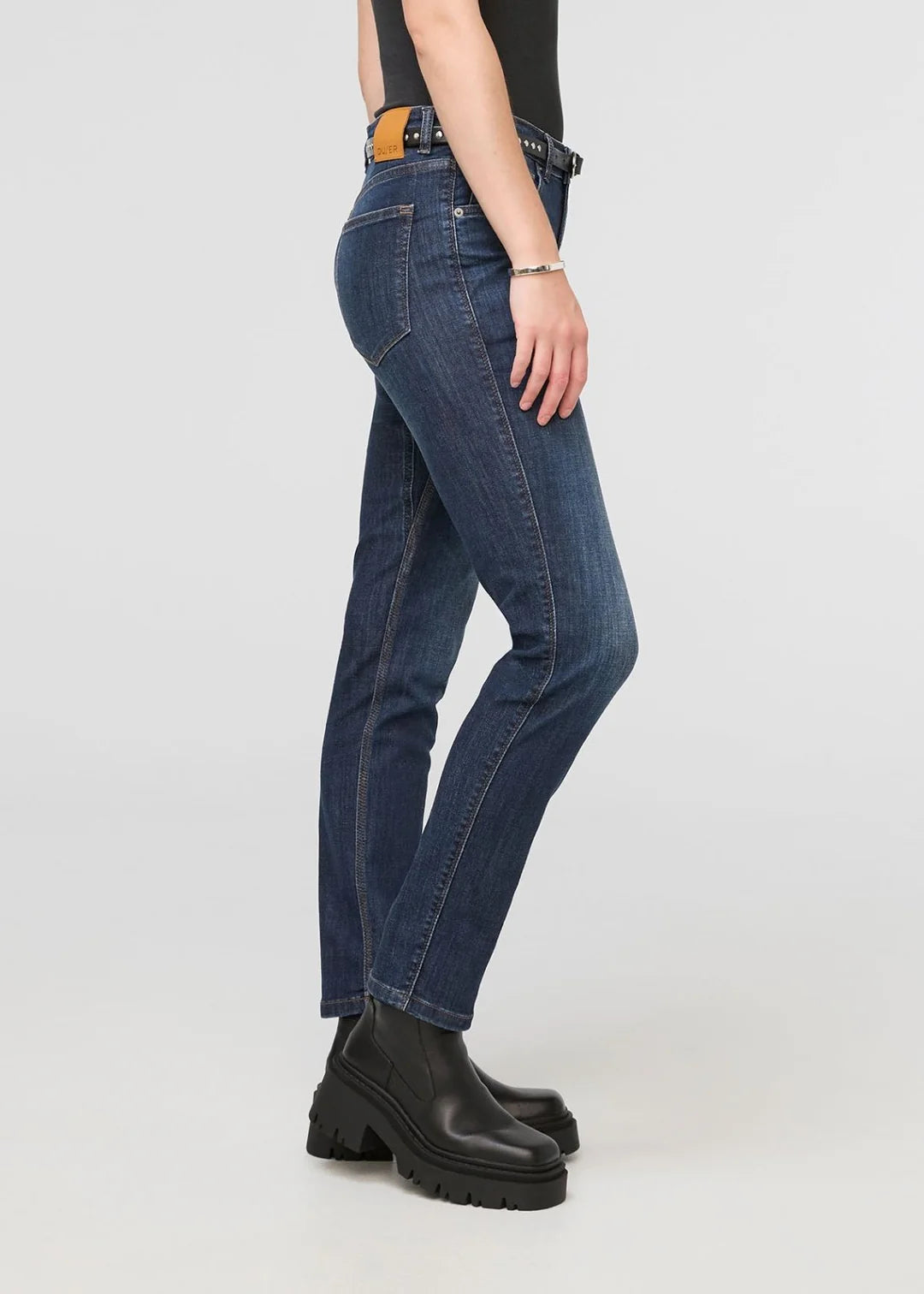 Women's Performance Denim Girlfriend Jeans