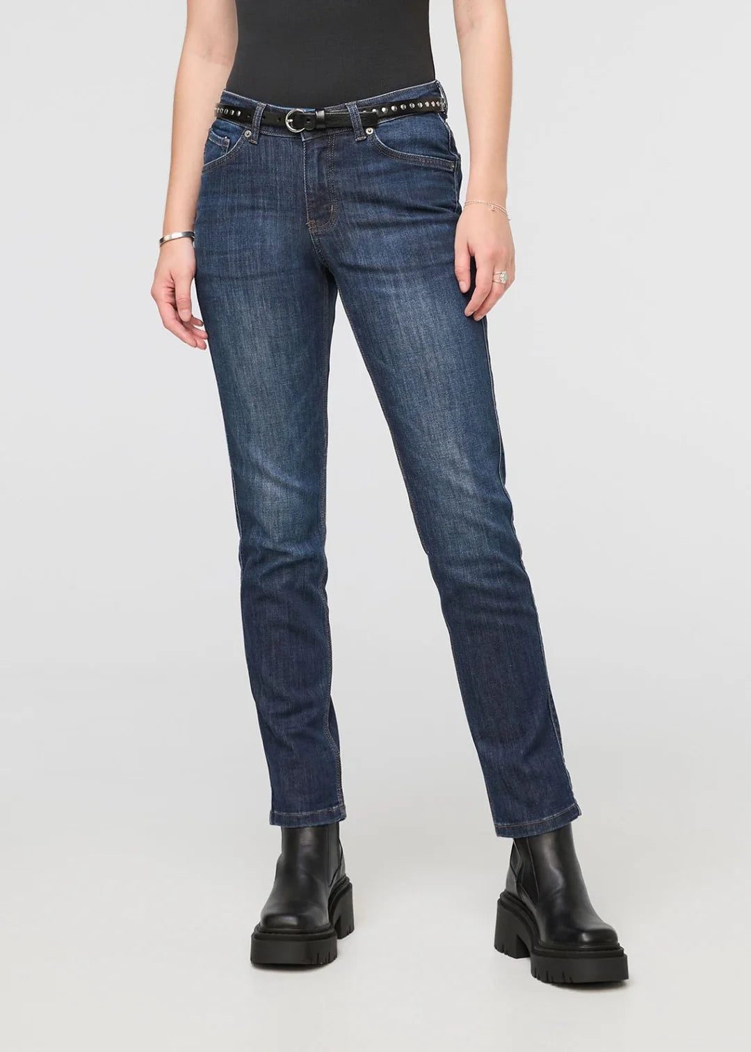 Women's Performance Denim Girlfriend Jeans