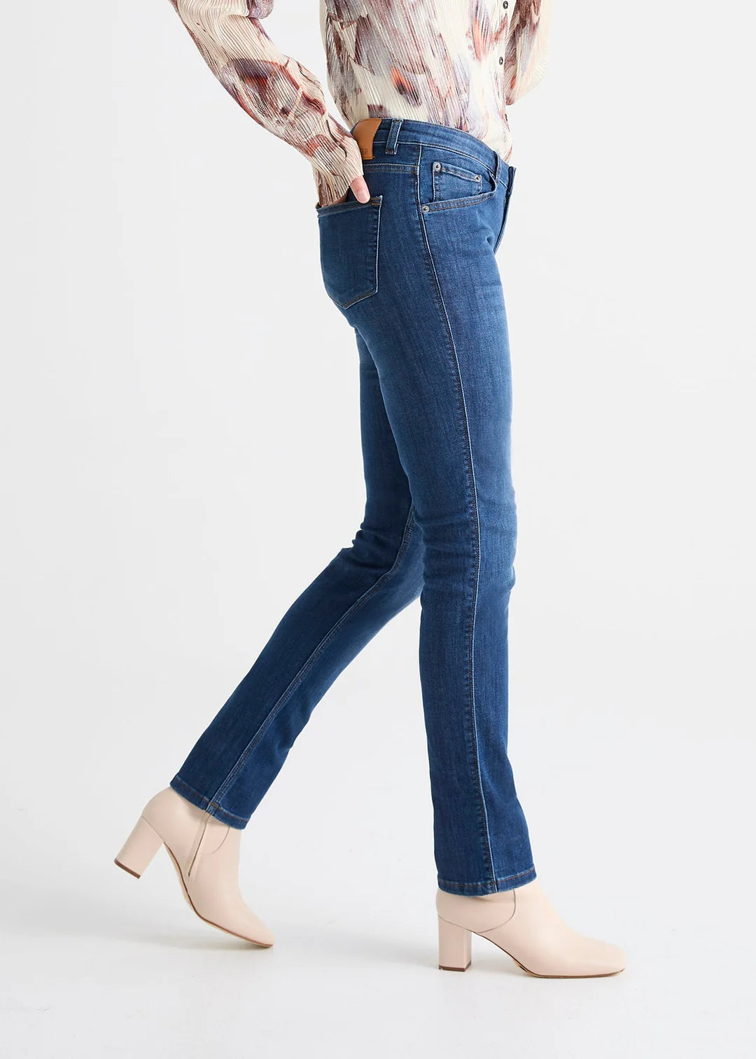 Women's Performance Denim Mid Rise Slim Straight