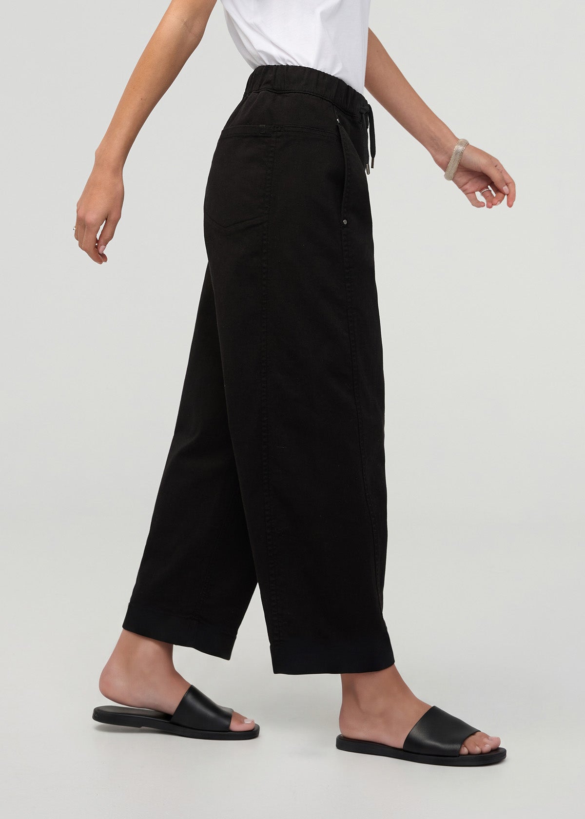 Women’s FlexTwill Barrel Pull On Pant - Black