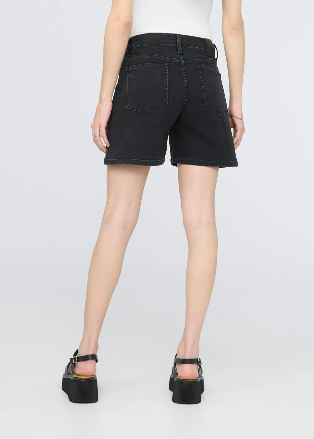 Women's Stretch Canvas High Rise Relaxed Short