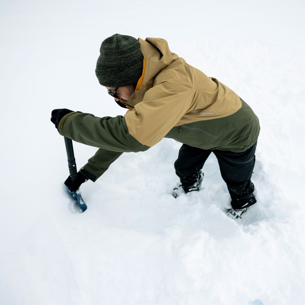 G3 AVI avalanche shovel blade detail