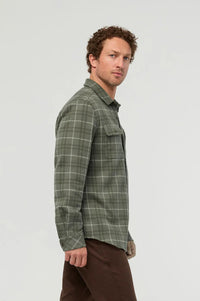 DUER Men's Performance Flannel Overshirt - Thyme Plaid