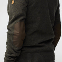 Fjällräven Men's Övik Round-neck Sweater, Dark Olive — detail