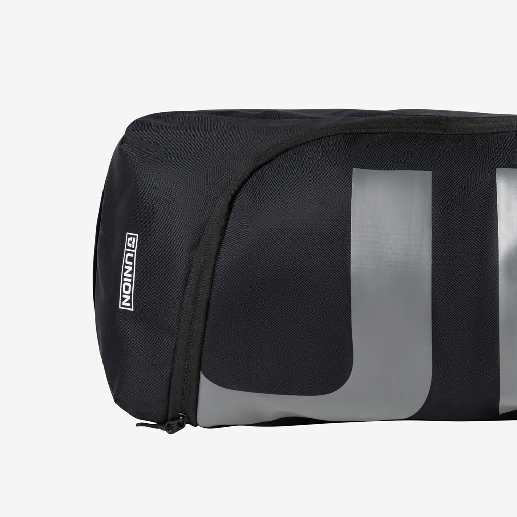 Union travel snowboard bag detail
