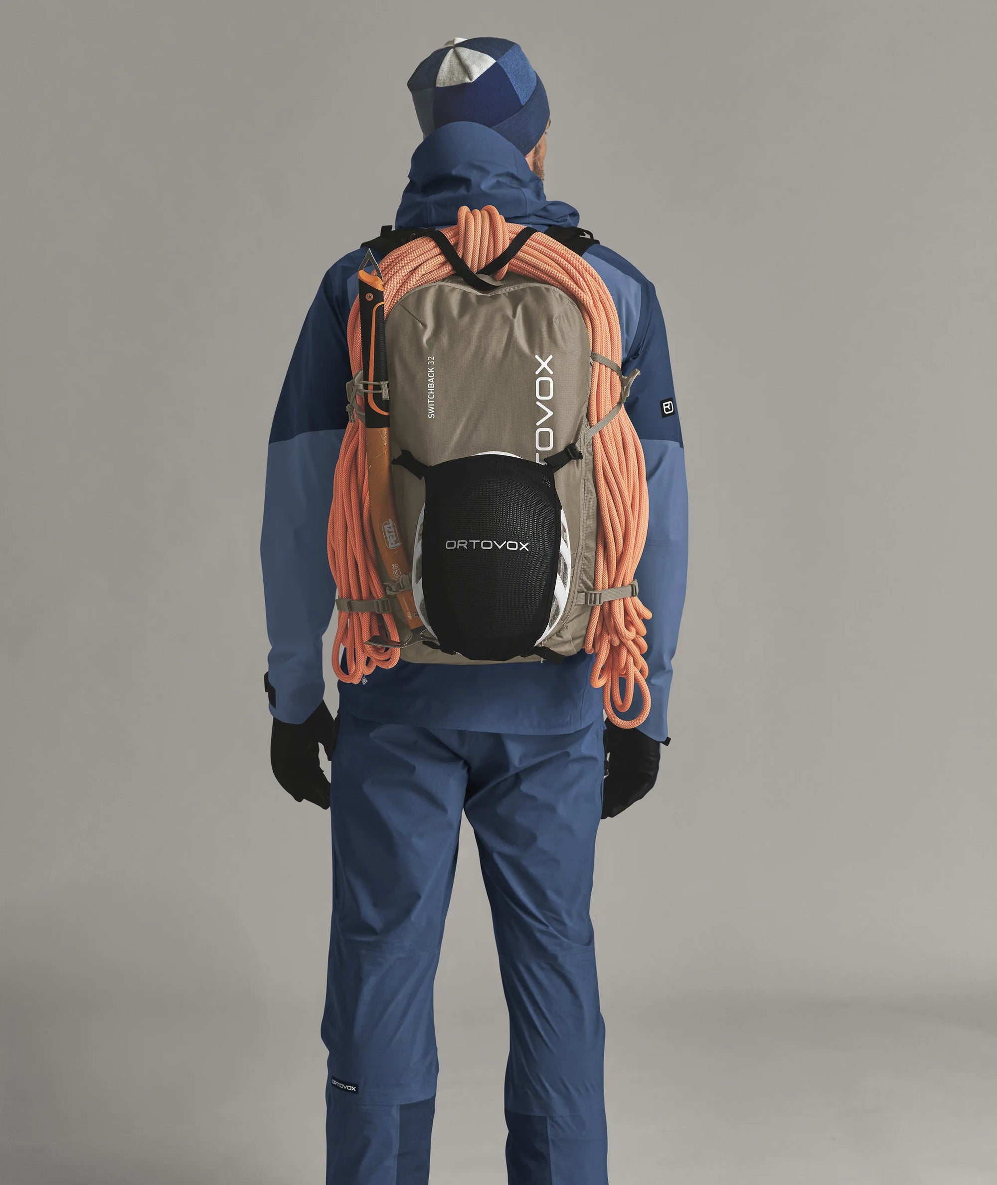 Ortovox Switchback 32 - carrying rope and gear